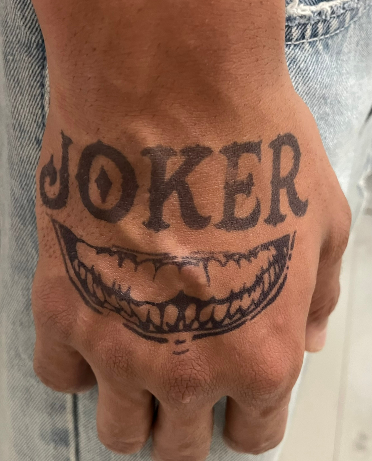 Tatouage Personnalisé — Moyen